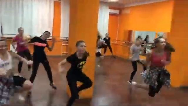 Треня «Элитанц» смотреть онлайн