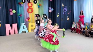 Этот город самый лучший. Танец с пластинками . Стиляги.