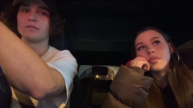 СТРИМ МИЛАНЫ НЕКРАСОВОЙ И ЖЕНИ ЛИЗОГУБА. РАЗГОВАРИВАЕ смотреть онлайн