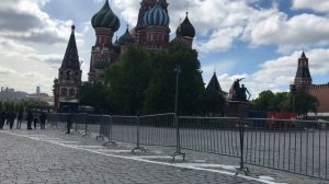 Москва, гуляем по улочкам, магазинам, ЦУМ, Детский мир и много интересного.