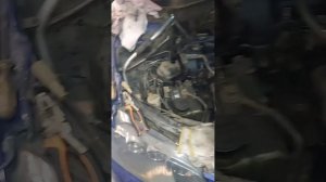 стук в рулевой рейке на мелких ямках гремит ходовая, н?