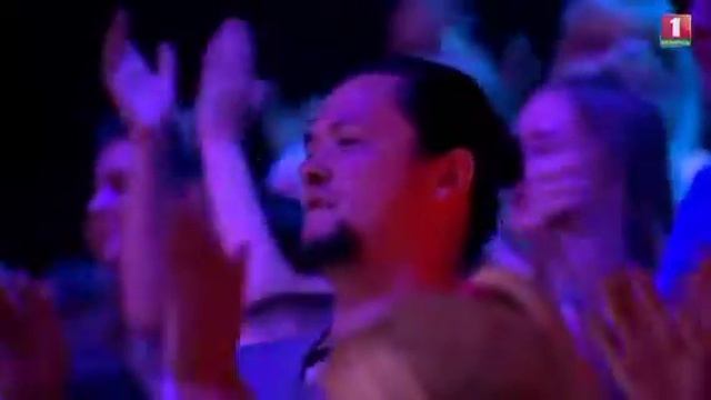 Фахриддин Хакимов- Танцы на стёклах. смотреть онлайн