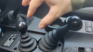 Нива Легенд. Переключение раздатки двумя пальчиками н