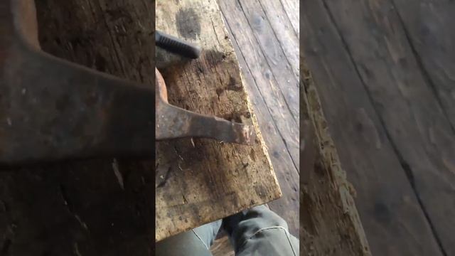 Поворотный кулак Hyundai Santa Fe I смотреть онлайн