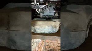 Chrysler Pacifica: Вешаем бензобак, глушитель, и первый пробны?