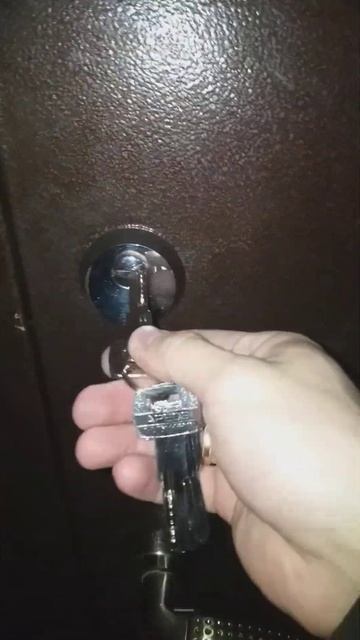 Мастер рядом. Вскрытие замков смотреть онлайн