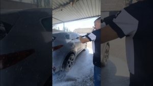 Учу мыть очень грязную машину методом двойной пены! Ав