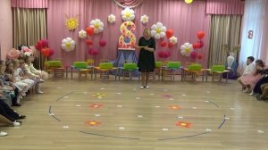 8 МАРТА. Выход ЁЖИКА. Оркестр - Вальс Р.Штрауса "Весенн?