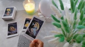 Вы или другая? Любовный треугольник расклад таро 💔