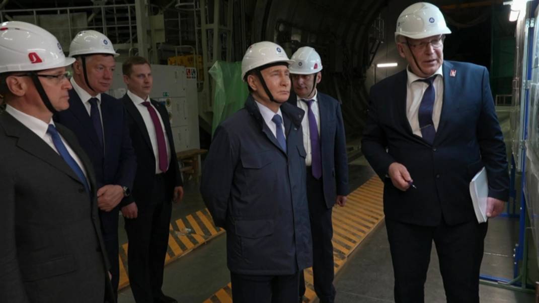 Владимир Путин посетил Курскую АЭС-2 в Курчатове