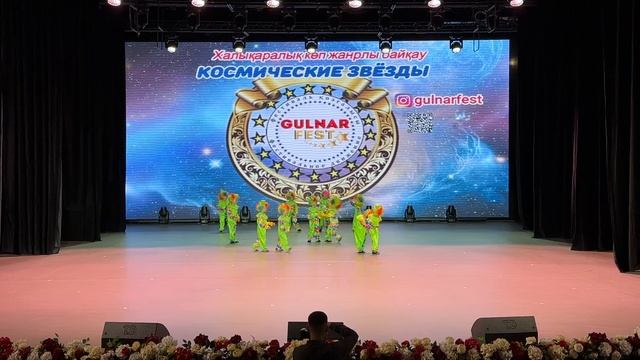 3.Частный сад  «Аяла» Танец клоунов смотреть онлайн