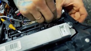 Установка магнитолы TEYES на KIA Sorento 2【F2】2012-2021