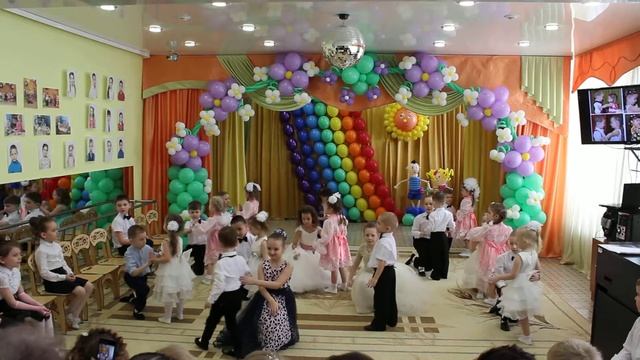 Танец с малышами смотреть онлайн