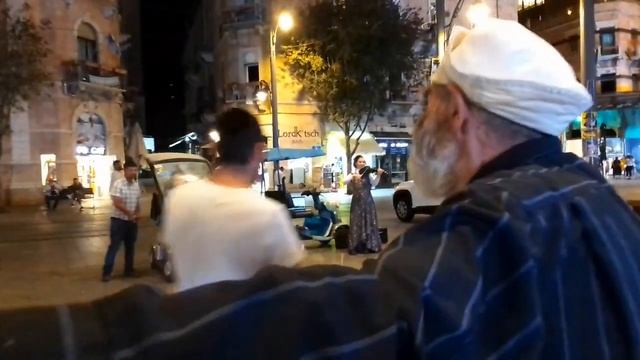 Танец со змеей смотреть онлайн