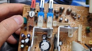 Sharp GF-800z искажения звука, нет мощности, тихо играет. рем