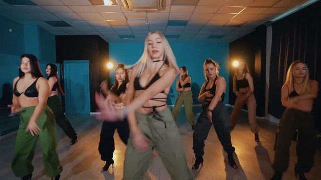 04.11.2023 / Femme Choreo / школа танцев VVERX