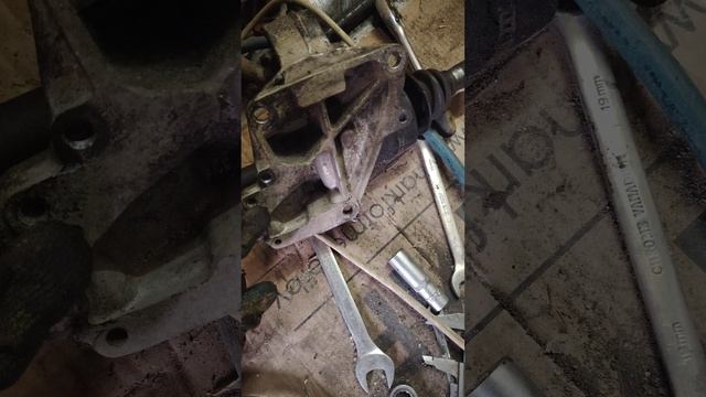 Citroen Evasion как снять правый привод смотреть онлайн