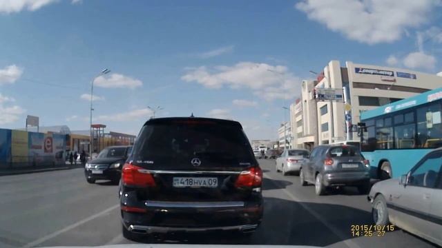 Грубые нарушения ПДД водителем Джипа г. Караганда смотреть онлайн