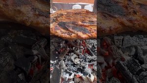 Король праздничного стола: Баранья лопатка  на углях