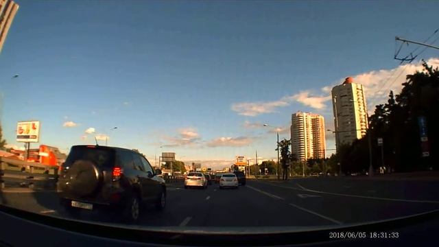 Видеорегистратор DIGMA FreeDrive 107 смотреть онлайн