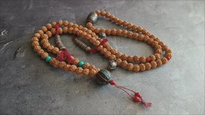 Буддийские четки мужские из рудракши