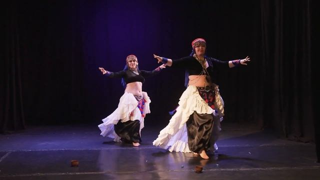 Евгения Ломакина и Tina Воздух, AMBER TRIBE (г.Калининград) - Tri смотреть онлайн