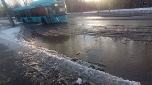 Автобусы на остановке Фактория | г. Архангельск