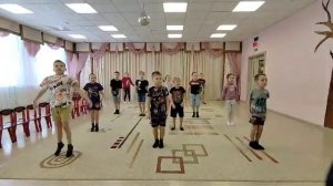 Танец "Вверх-вниз", 6-7 лет