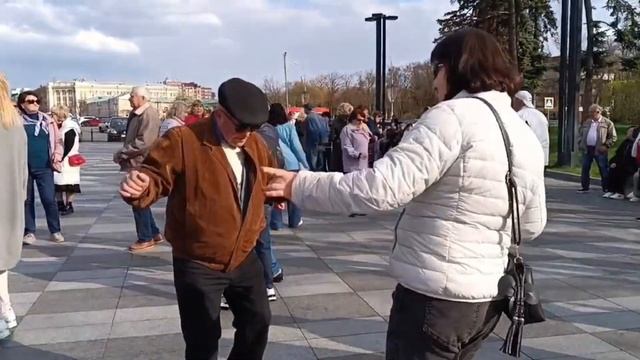 АХ, КАКОЙ МУЖЧИНА 🕺 ХАРЬКОВ ❤️ ТАНЦЫ 💃🕺12.04.2025 #танц? смотреть онлайн