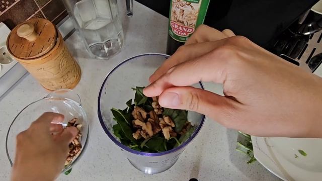 Песто: вкусный и полезный соус. Готовлю из 3 ингредиент