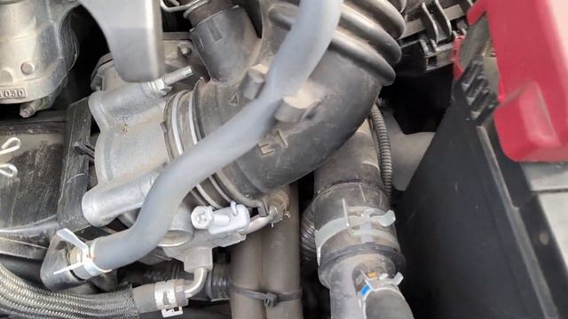 Посторонний звук (шелест) со стороны цепи ГРМ двигател смотреть онлайн