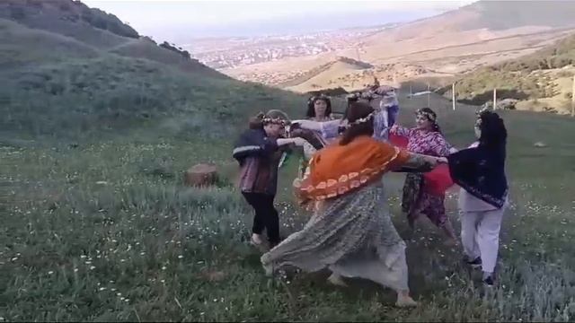 Дагестанский ответ @Татьяне Куртуковой ( Матушка-земл?