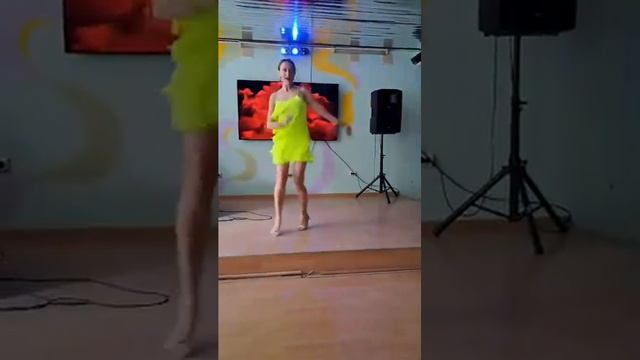 Гастроли в Шелехов // попурри чачача, румба, джайв // Све смотреть онлайн