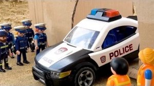 Спасательная машина с полицейскими машинами и автокраном | Забавные истории о полицейской машине