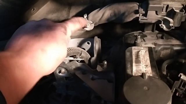 Как снять клапанную крышку MB Sprinter 906 2.2 (651). 907 смотреть онлайн