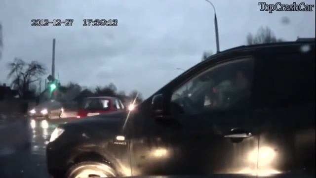 249 Девушки за рулем. Супер приколы 2014 выпуск 12. смотреть онлайн