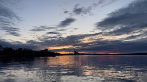 Петрозаводск. Берег Онежского озера. Вечерний закат