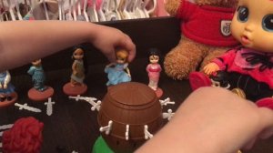 Игра в Кто в бочонке с принцессами Диснея