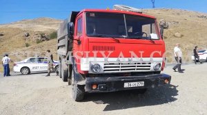 Ավտովթար Լոռու մարզում. բախվել են КамАЗ-ն ու Ваз 2111-ը. կ
