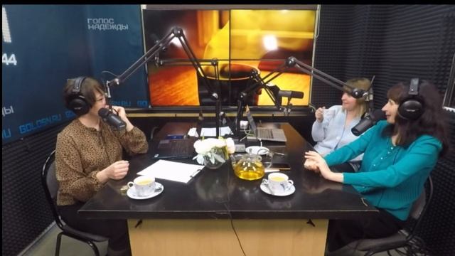 "За чашкой чая" с Викторией и Натальей / 13.03.2025 "Прекрас? смотреть онлайн