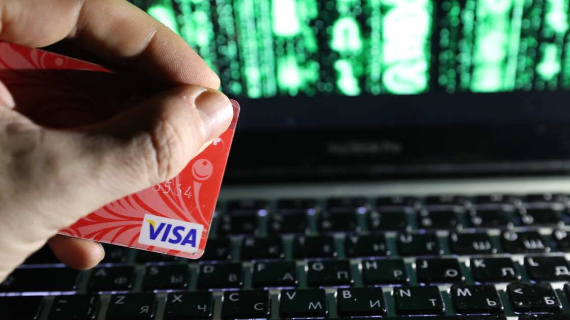 Россиян предупредили о новой схеме мошенничества с банковскими картами