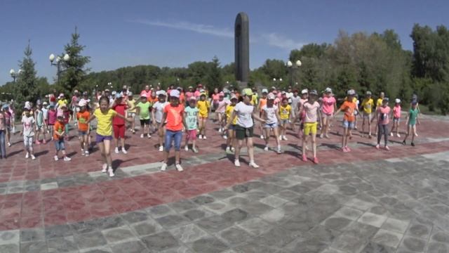 Студия современного танца Оливия. Флешмоб. Семей ост? смотреть онлайн