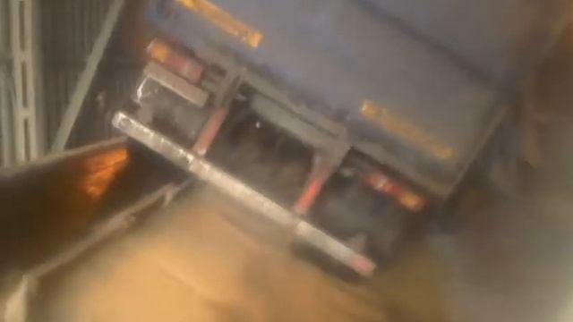 зерновоз. работа водителя. 1 смотреть онлайн