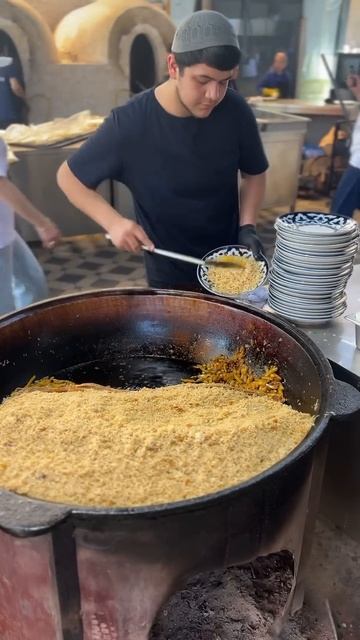 С какими мыслями надо готовить плов в Ташкенте смотреть онлайн