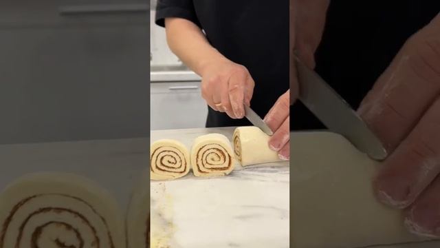 Булочки с корицей. Рецепт от дяди Паши. #кулинарноешоу смотреть онлайн