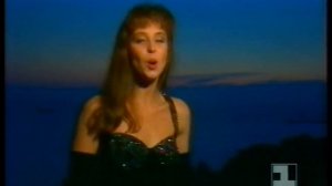 Наталья Сенчукова - Лодка (Грустная песня о любви) (1 канал Останкино, 1994) [720p]