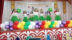 Танец для девушек 😍. Тока-тока