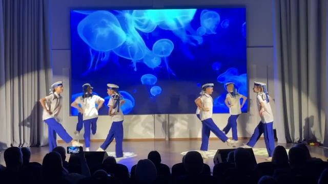 Праздничный концерт в Сеницкой средней школе 2 посв?