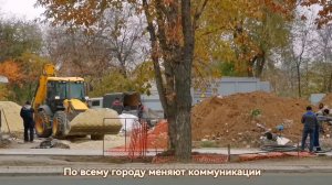 МАРИУПОЛЬ Возведение нового Драмтеатра Жители отреаг
