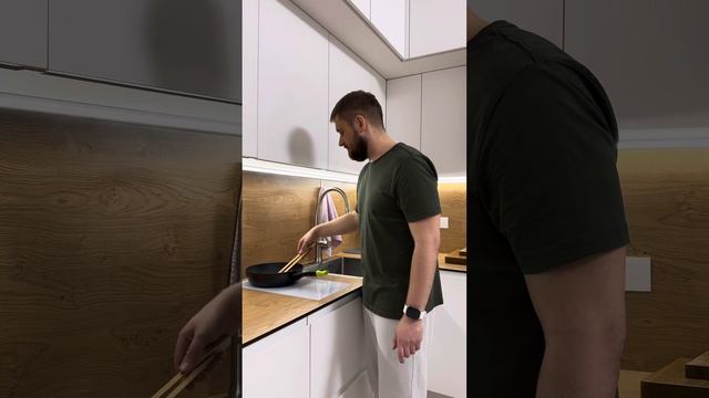 Жареная копченая грудинка свиная на сковороде смотреть онлайн